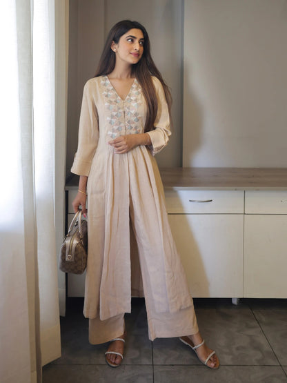 Elegant Khadi Slight Cut Pattern Co-ord Set