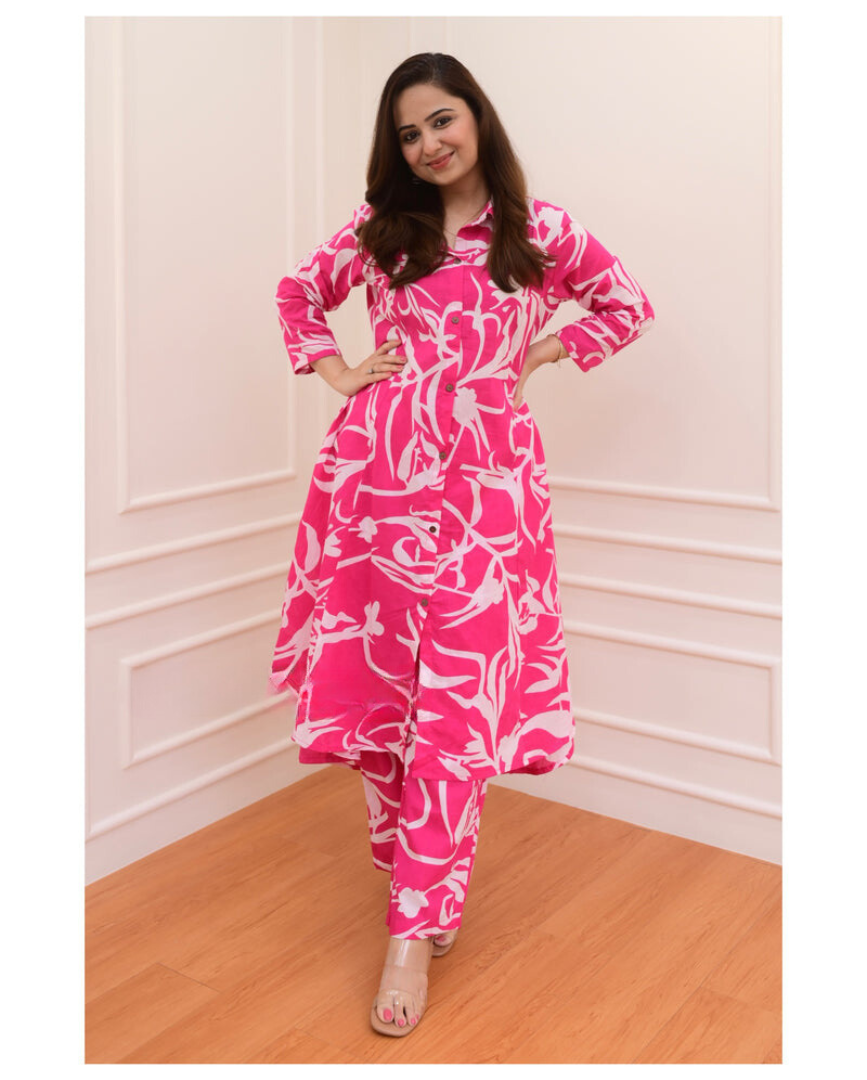 Beautiful Pink Abstract Pattern Coord Set